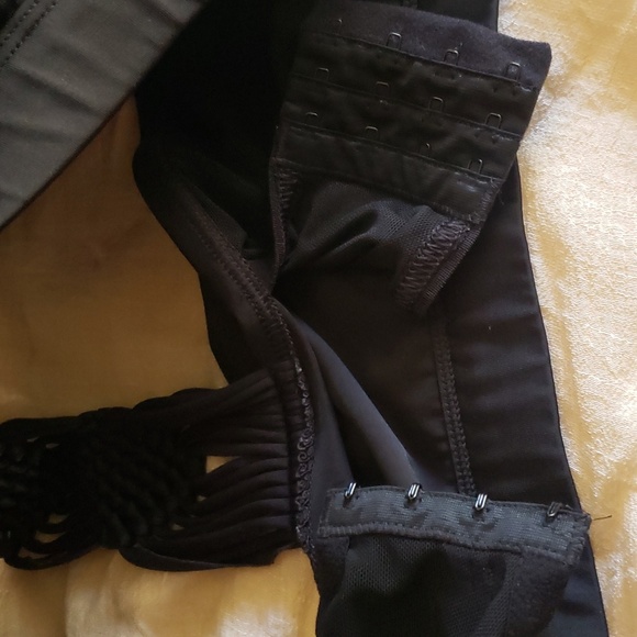 Swim by Cacique black racerback under wire bikini top bra size 44DD - Picture 6 of 6